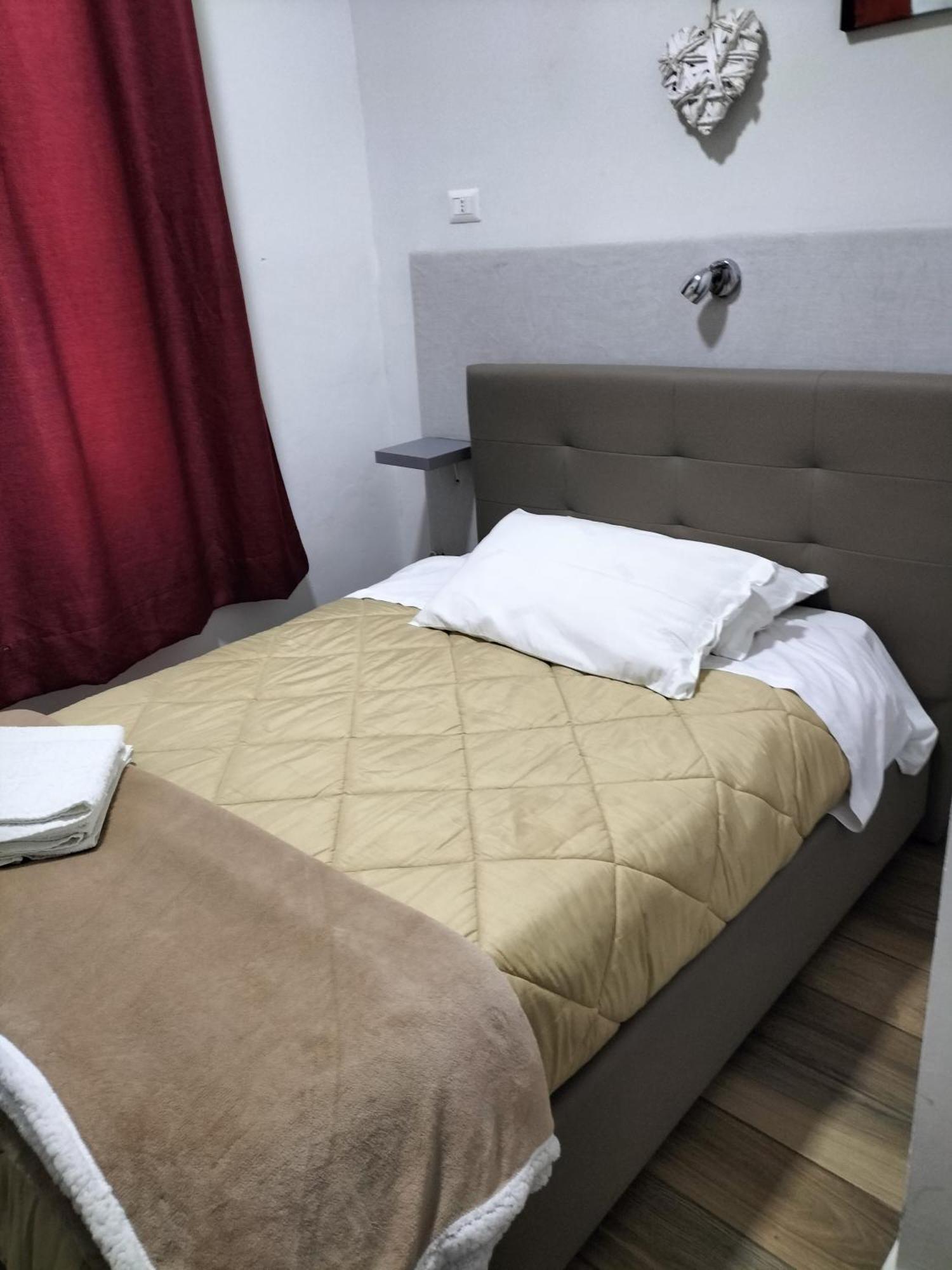 Bed and Breakfast Casa Di Edoardo Bríndisi Exterior foto